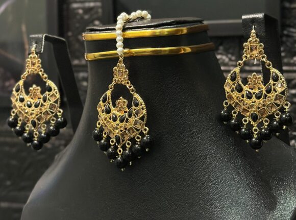 Traditional Bindi Tika (Golden)